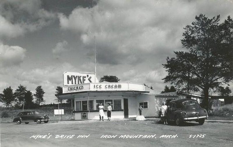 Mykes Drive-Inn (Mykes Bar-B-Q) - Postcard (newer photo)